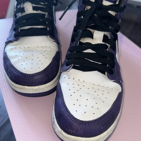 Air Jordan 1 Retro High OG 'Court Purple 2.0' - Picture 2 of 7